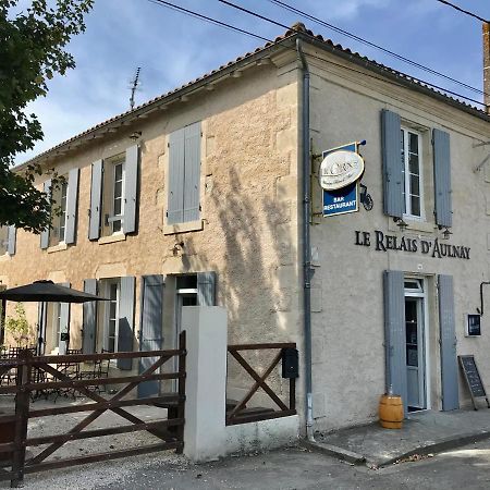 Bed and Breakfast Le Relais D'Aulnay Aulnay  Exterior foto